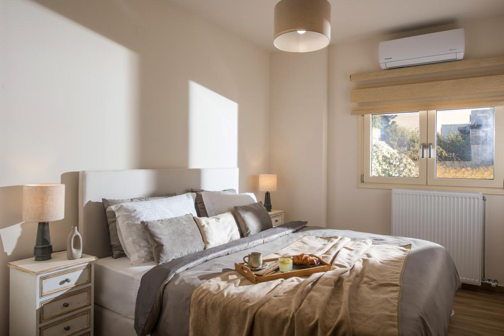 New Luxury Near Airport, Port & Town Center - Sonia Apartment Heraklion (Crete)