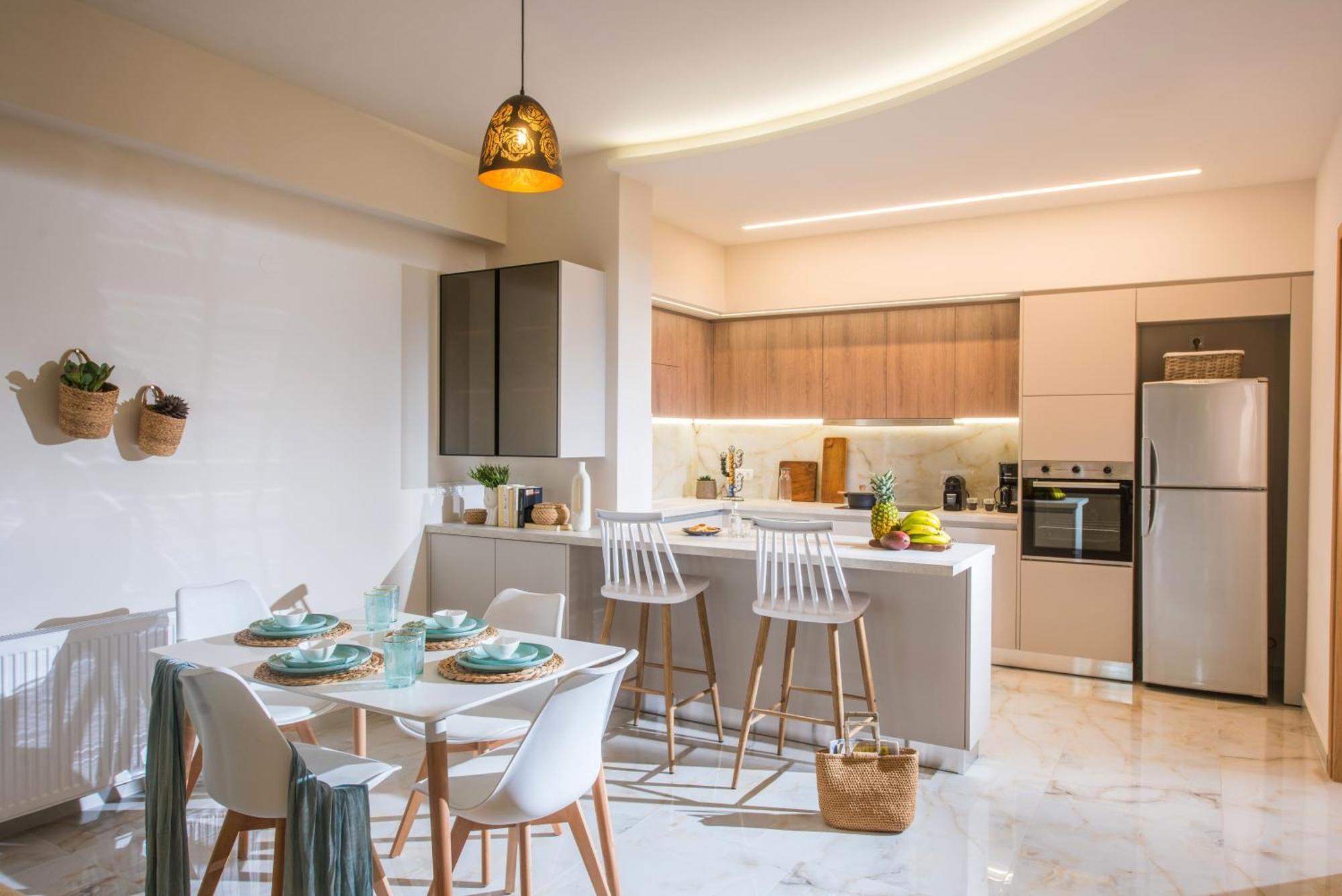 Apartment New Luxury Near Airport, Port & Town Center - Sonia