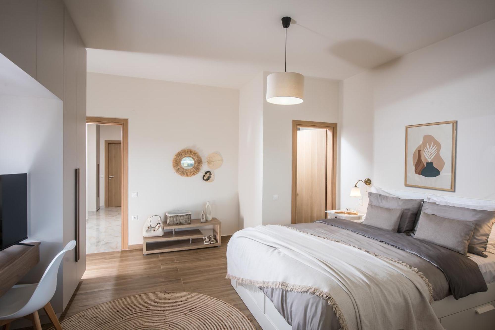 New Luxury Near Airport, Port & Town Center - Sonia Appartement *